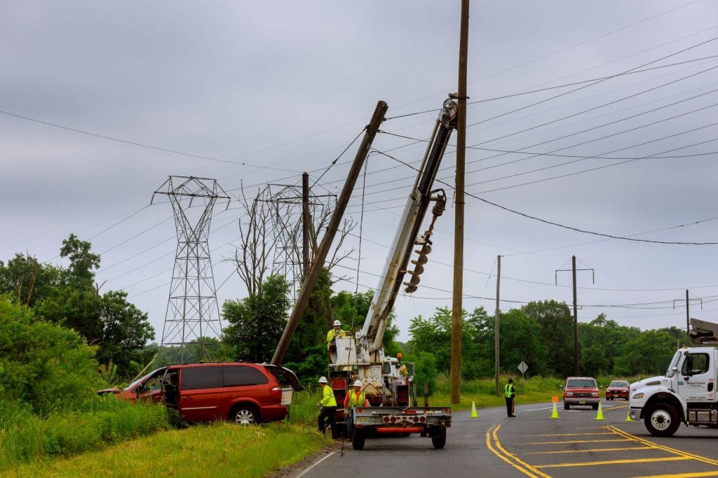 Several Contractors Severely Shocked When Close to Power Lines